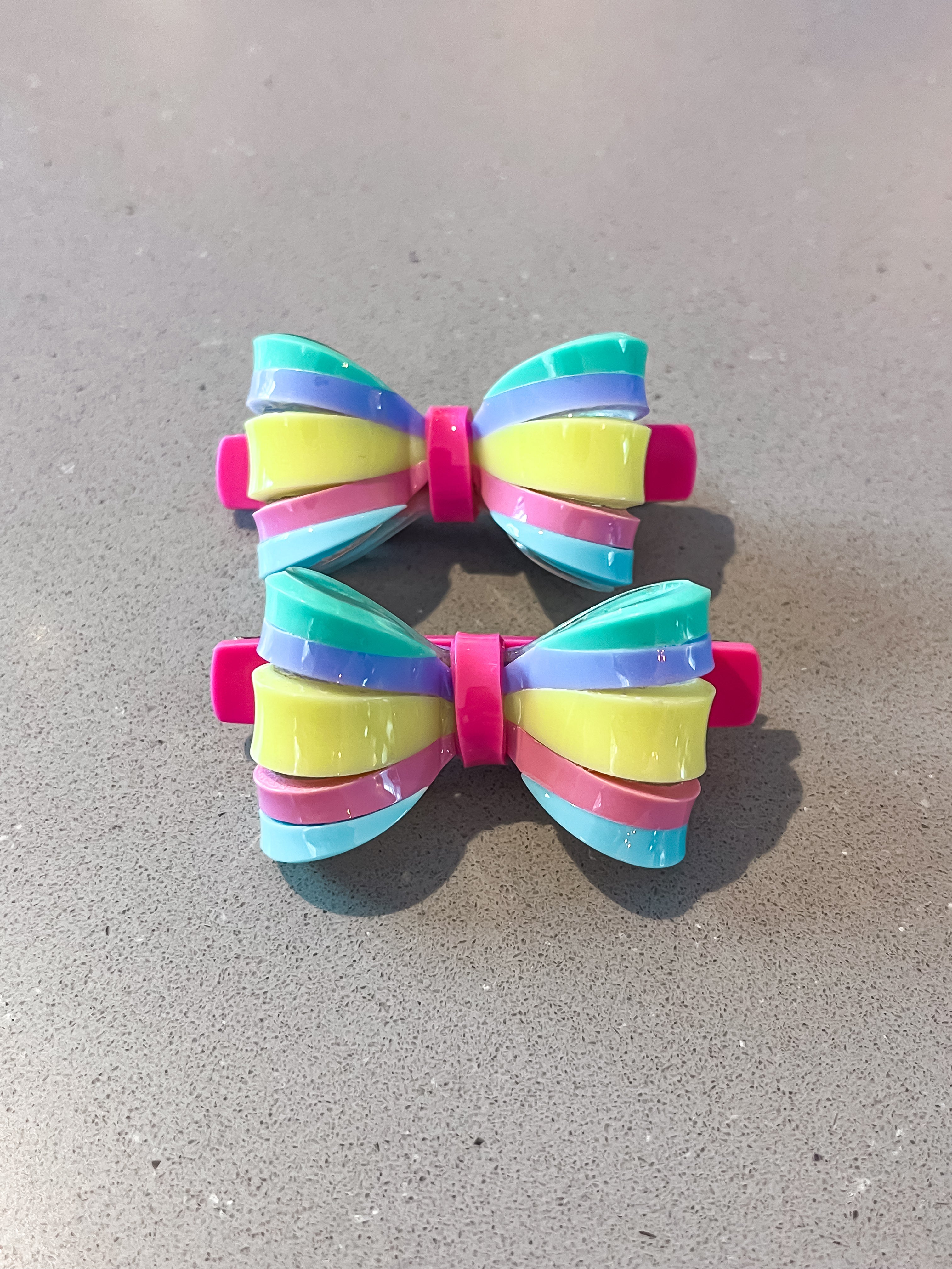 Multicolor Acrylic bow hair clip