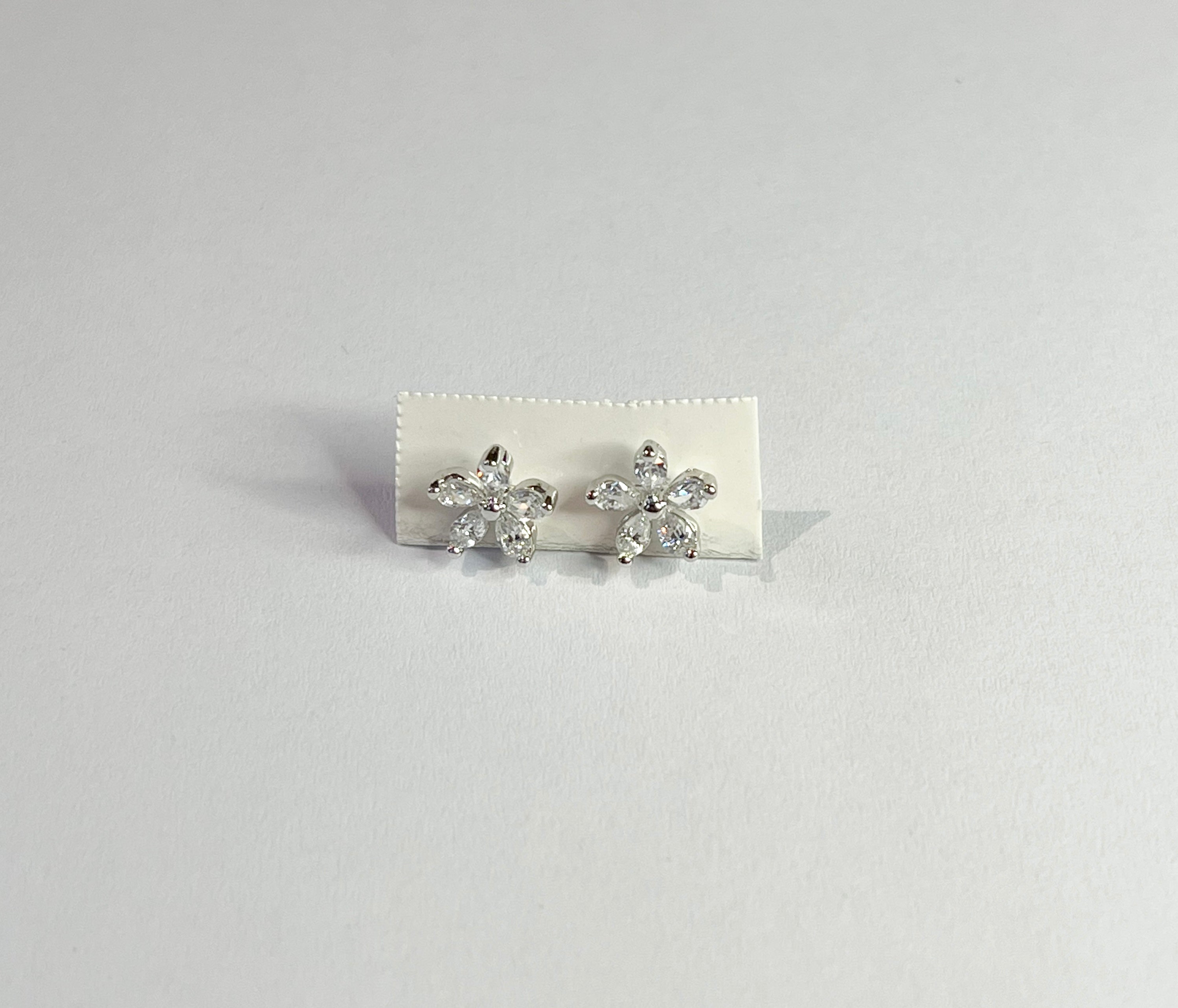 Rhodium-plated cubic zirconia flower earrings