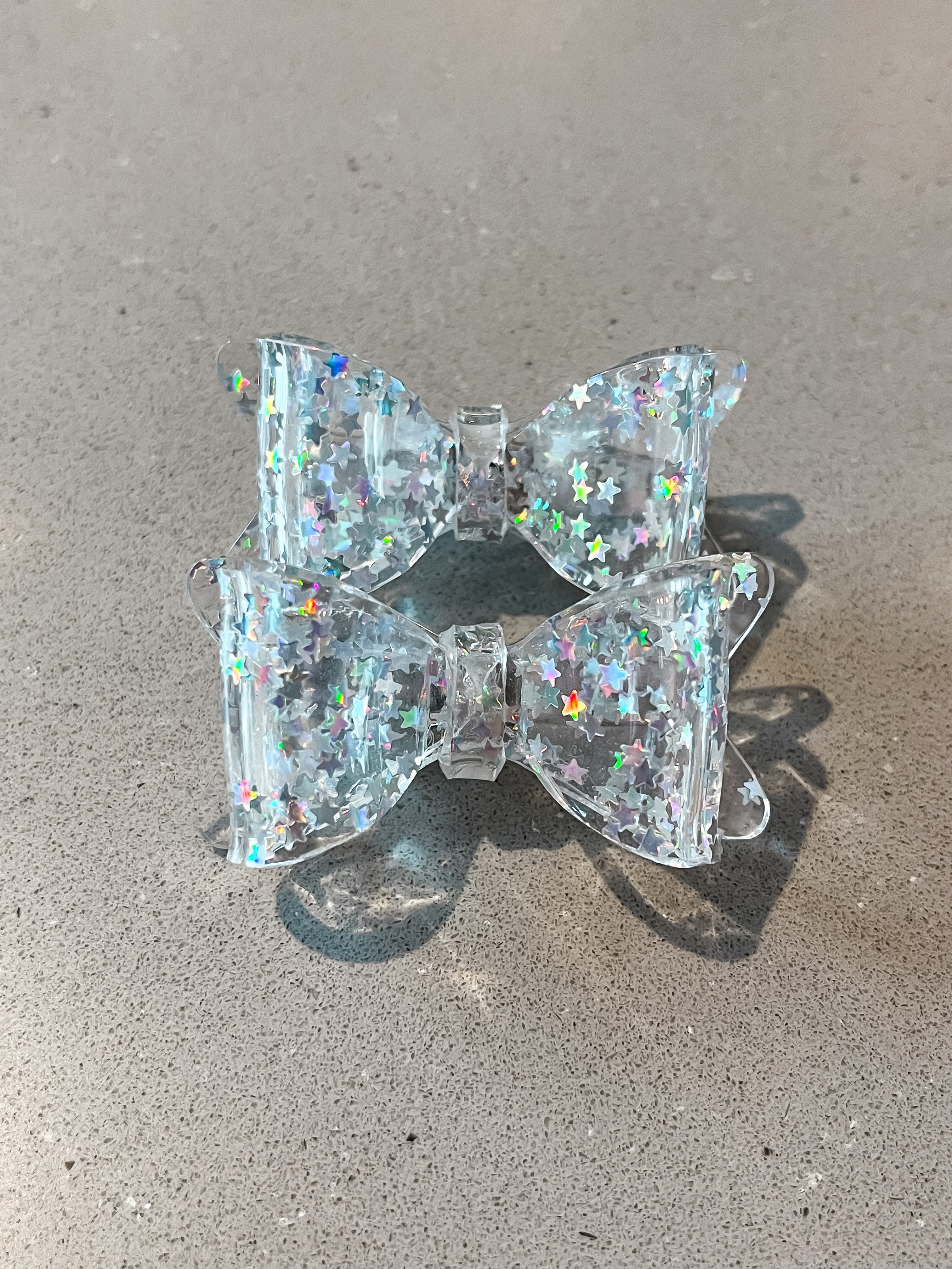 Acrylic bow hair clip